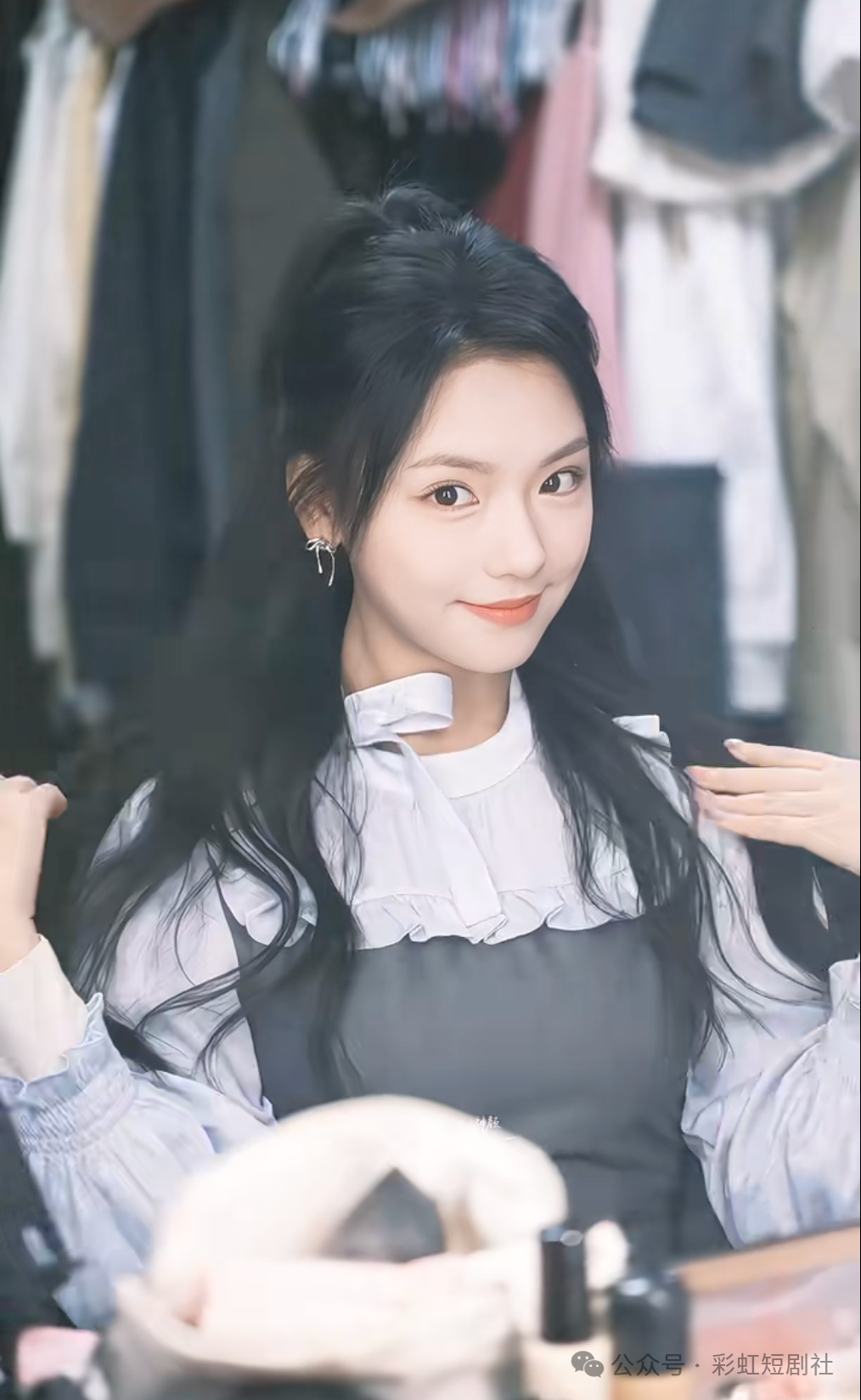 王云云.png