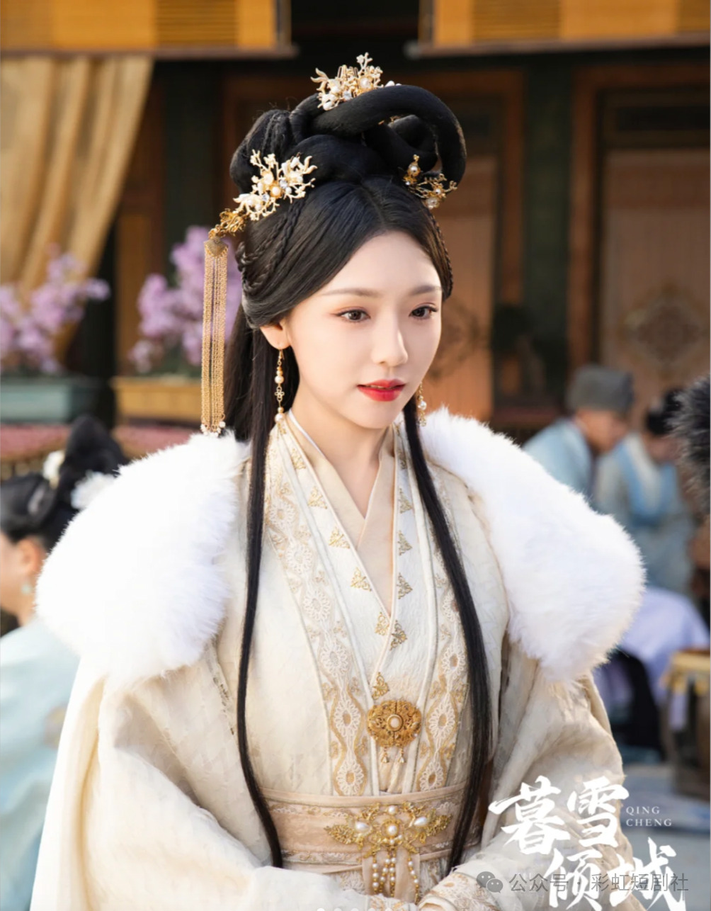 王云云2.png